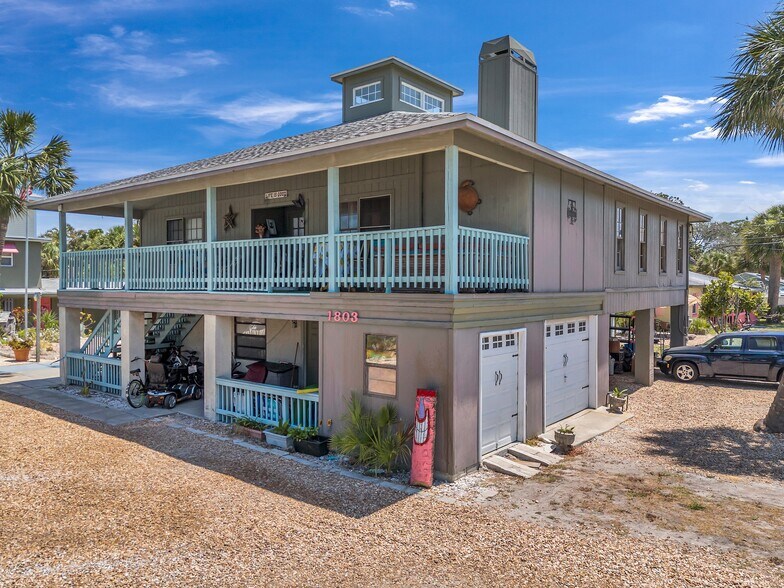More Photos Of 1803 Gulf Blvd, Indian Rocks Beach Hotel For Sale