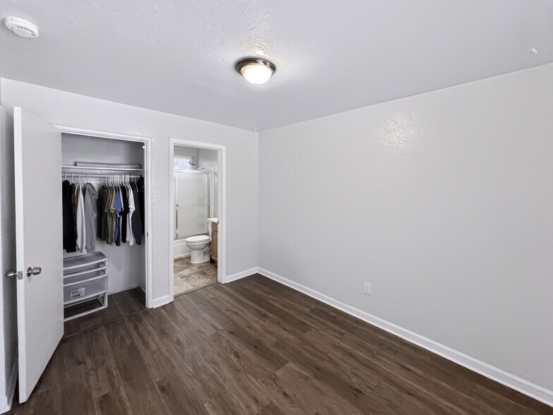 More Photos Of 460 S Buena Vista, San Jose Apartments For Sale