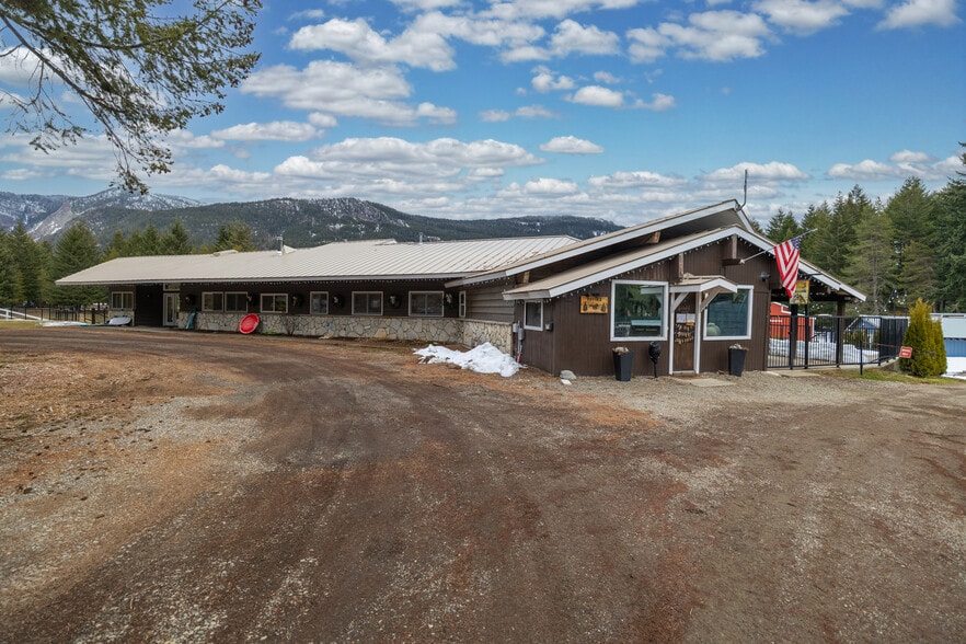 More Photos Of 180 Silver Ridge Ranch Rd, Easton Trailer Camper Park For Sale