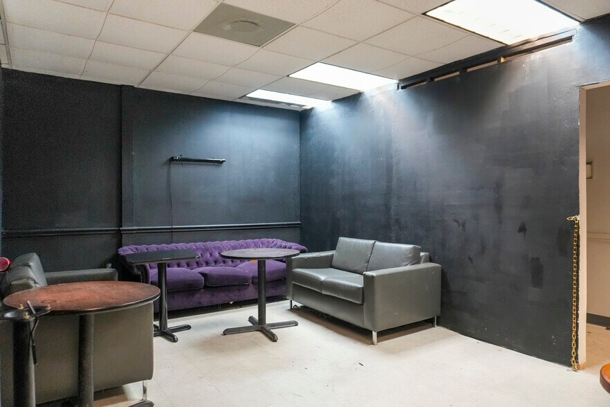 More Photos Of 4243 S Port Ave, Corpus Christi Freestanding For Lease