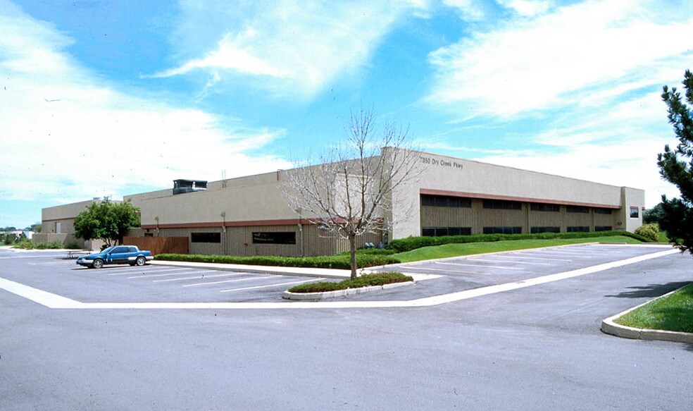 More Photos Of 7350 E Dry Creek Rd, Longmont Flex For Sale