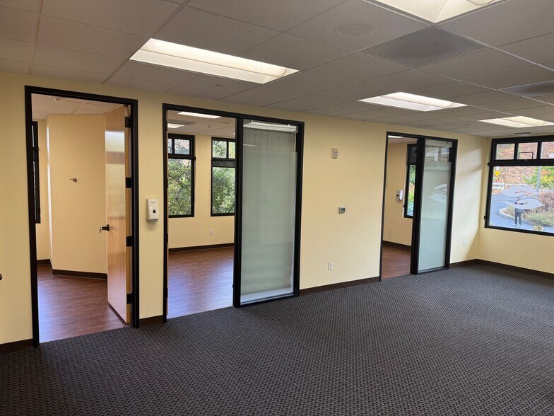 More Photos Of 690 De Long Ave, Novato Office For Lease