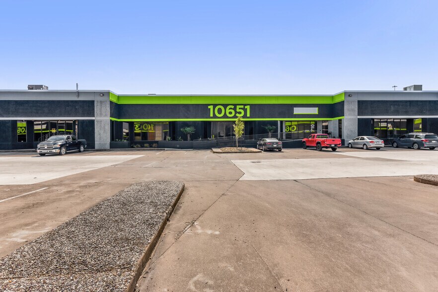 More Photos Of 10631 Harwin Dr, Houston Unknown For Lease