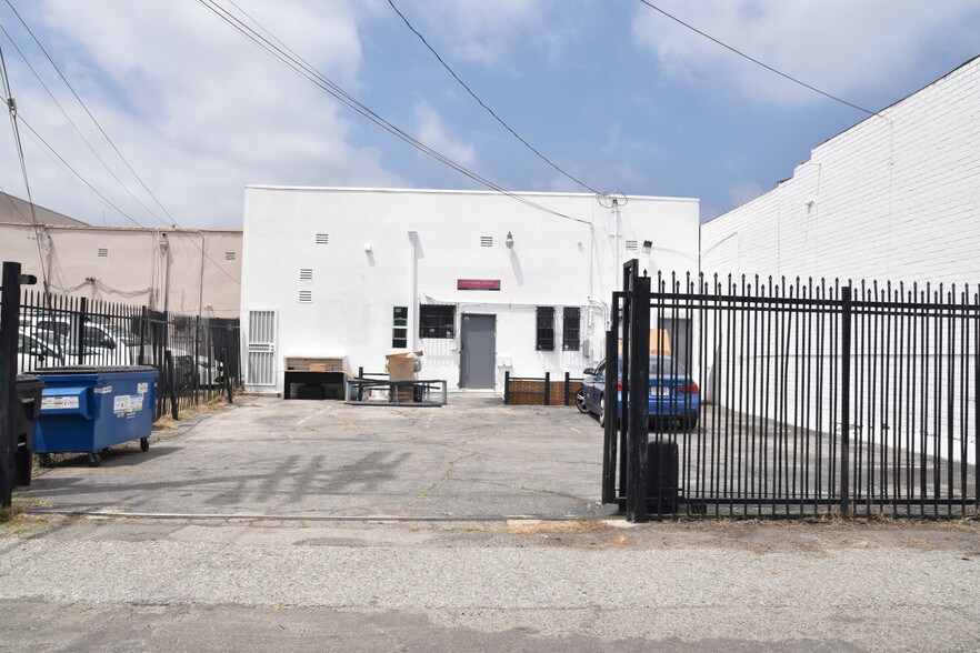 More Photos Of 5760 W Pico Blvd, Los Angeles Storefront Retail Office For Sale