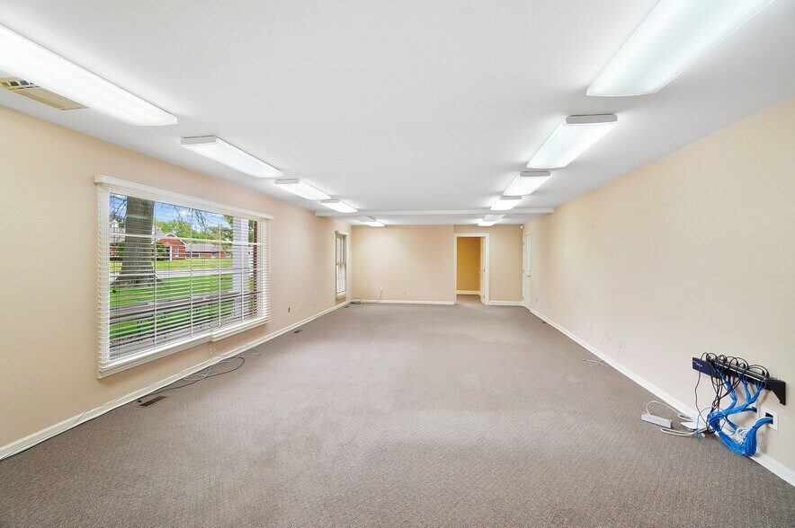 More Photos Of 1354 N Monroe Dr, Xenia Medical For Sale