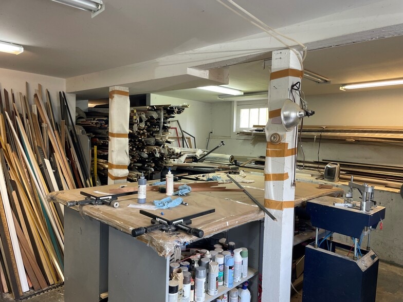 More Photos Of 2840 Madison St E, Seattle Freestanding For Sale