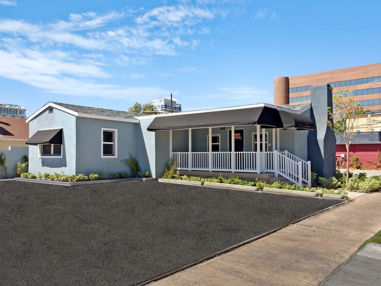More Photos Of 514 E Bonneville Ave, Las Vegas Freestanding For Lease
