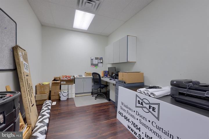 More Photos Of 206 W Kendig Rd, Willow Street Warehouse For Sale