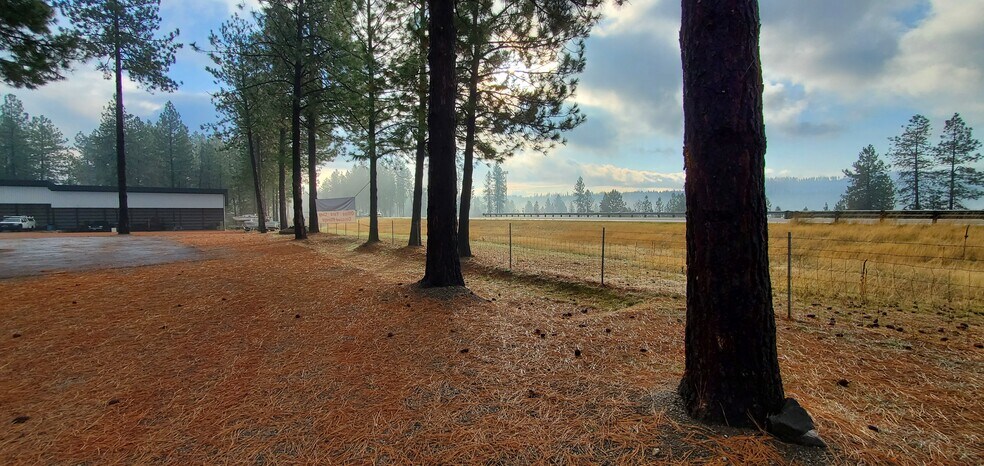 More Photos Of 4020 N Huetter Rd, Coeur d'Alene Flex For Lease