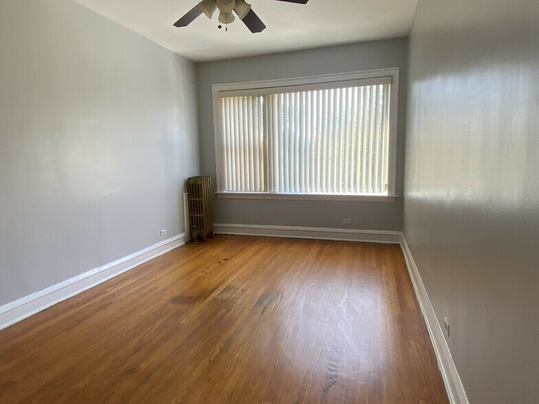 More Photos Of , Chicago Multifamily For Sale