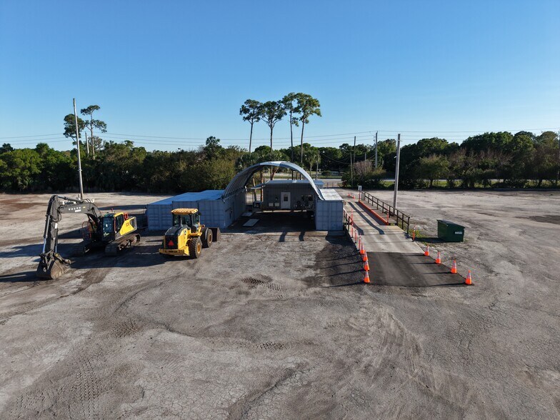 More Photos Of 5420 41st Street, Vero Beach Industrial For Sale