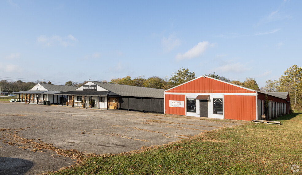 Primary Photo Of 2457 Highway 43 N, Lawrenceburg Flex For Lease