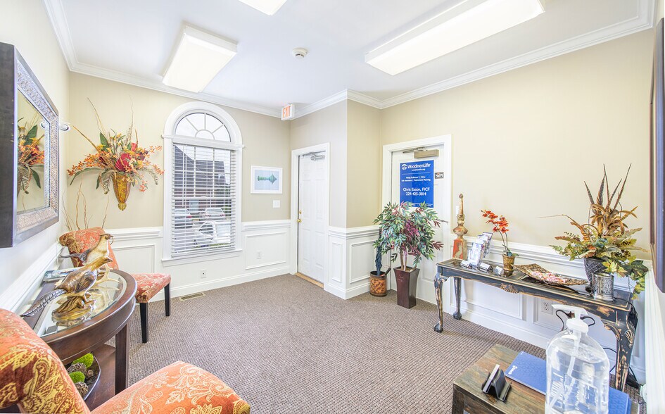 More Photos Of 104 Commons Blvd, Piedmont Office For Lease