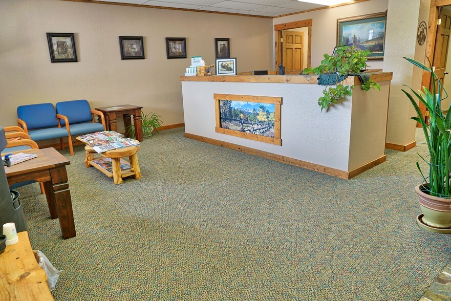 More Photos Of 1230 Big Thompson Ave, Estes Park Medical For Sale