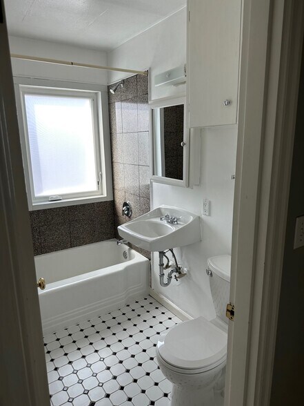 More Photos Of 1543 Exchange St, Astoria Multifamily For Sale