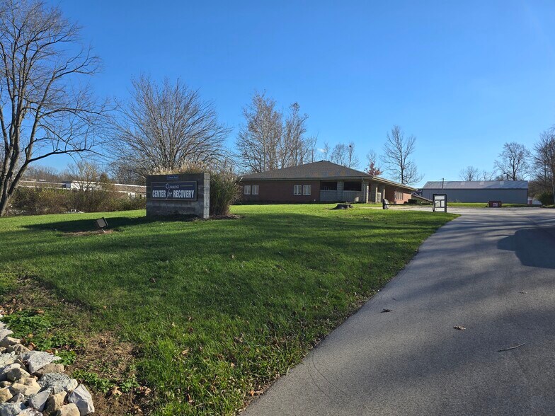 More Photos Of 2 Depot St, Greencastle Medical For Sale