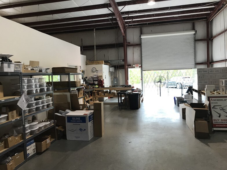 More Photos Of 830 NE 24th Ln, Cape Coral Warehouse For Sale