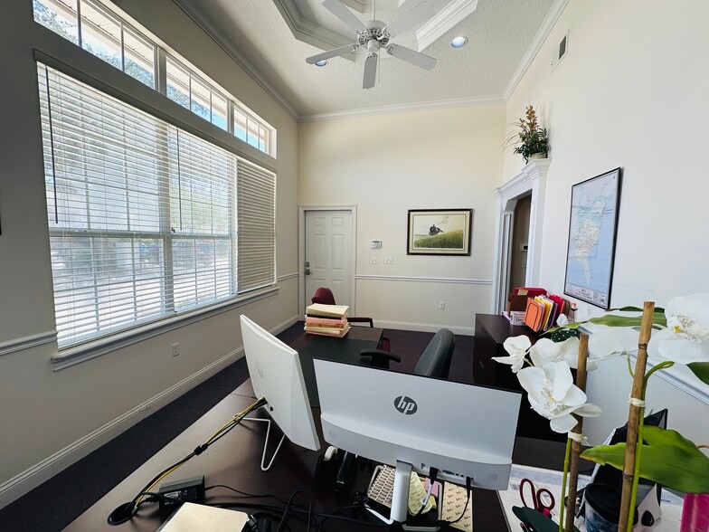 More Photos Of 12443 San Jose Blvd, Jacksonville Office For Lease
