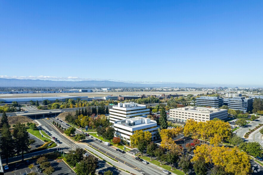 More Photos Of 2001 Gateway Pl, San Jose Office For Lease