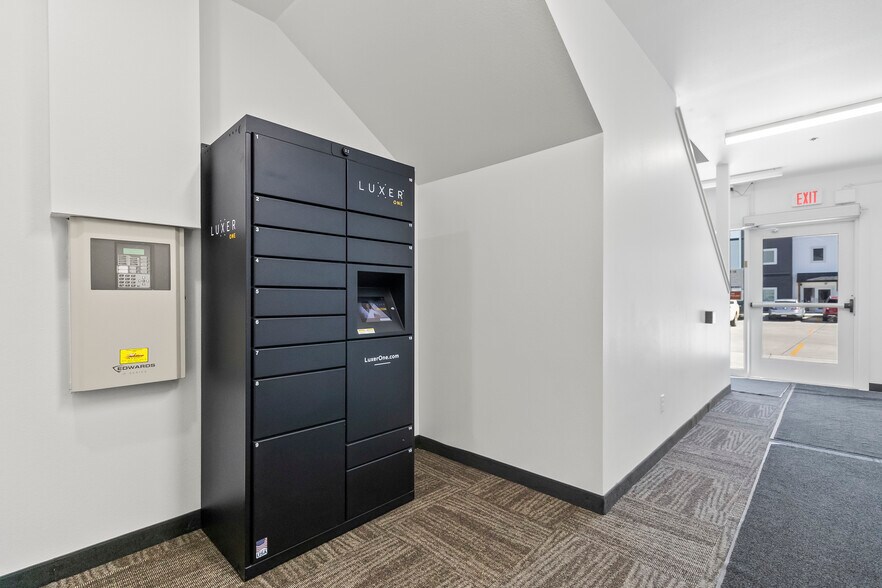 More Photos Of 120 & 124 W Hatting St, Luverne Apartments For Sale