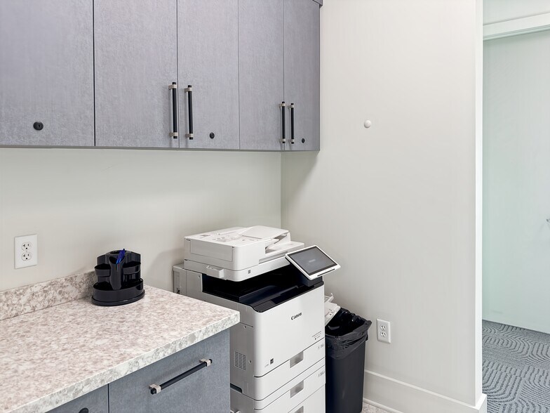 More Photos Of 1729 Ocoee Apopka Rd, Apopka Coworking Space