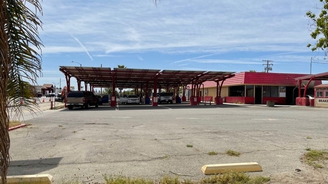 More Photos Of 1407 High St, Delano Carwash For Lease