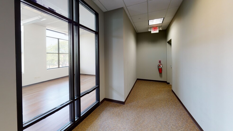 More Photos Of 110 N Brockway St, Palatine Office For Sale