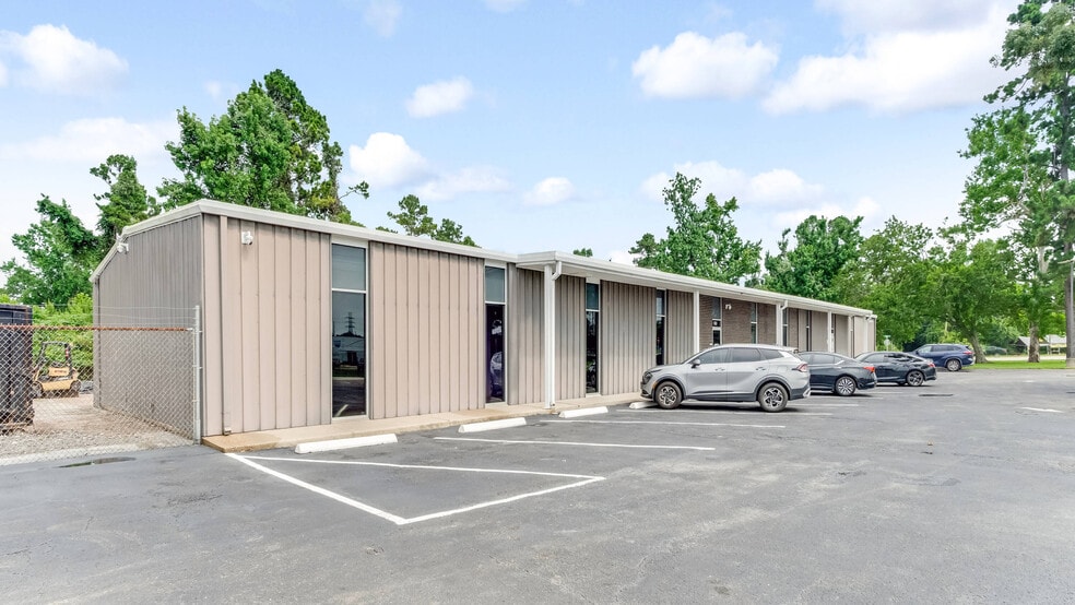 Primary Photo Of 2925 Fm 1960 Rd, Humble Office For Sale