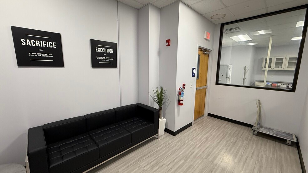 More Photos Of 2550 Brodhead Rd, Bethlehem Flex For Lease