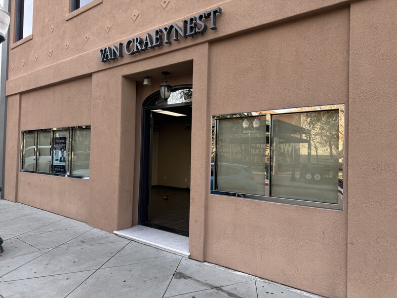 More Photos Of 109 N 5th St, Redlands Storefront For Lease