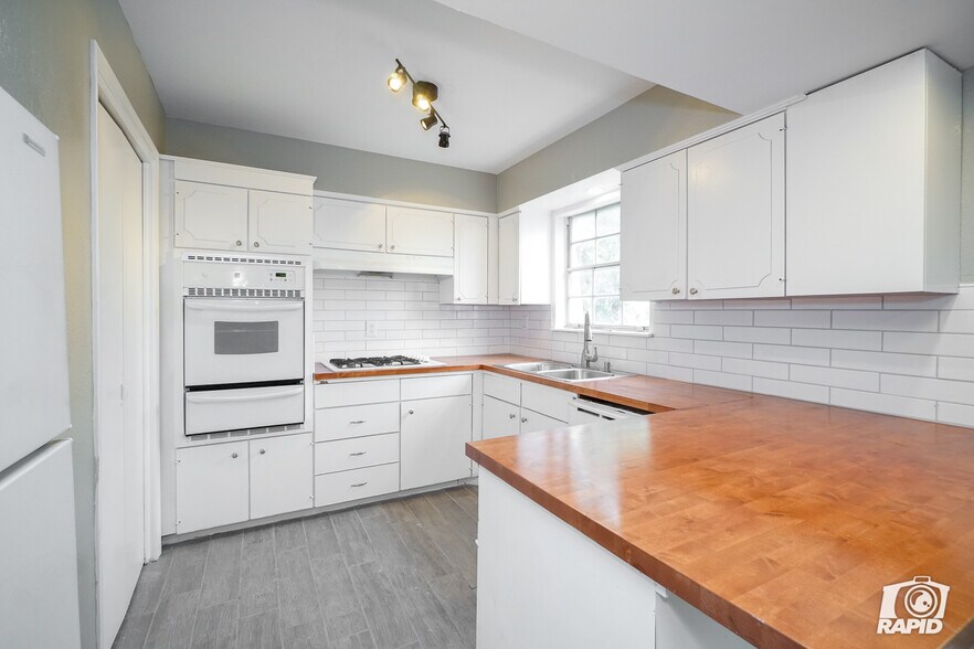 More Photos Of 601 George Ave, Midland Apartments For Sale