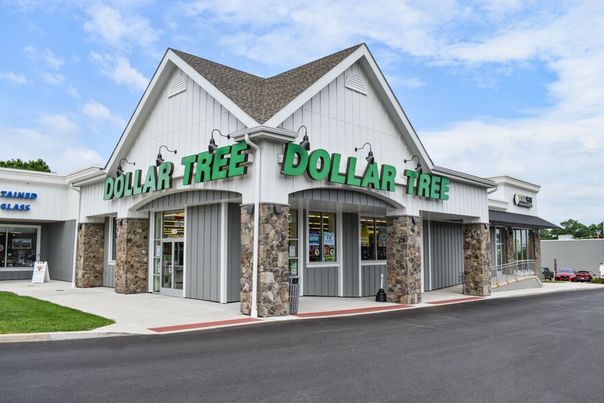 More Photos Of 2800-2890 Audubon Village Dr, Norristown Unknown For Lease