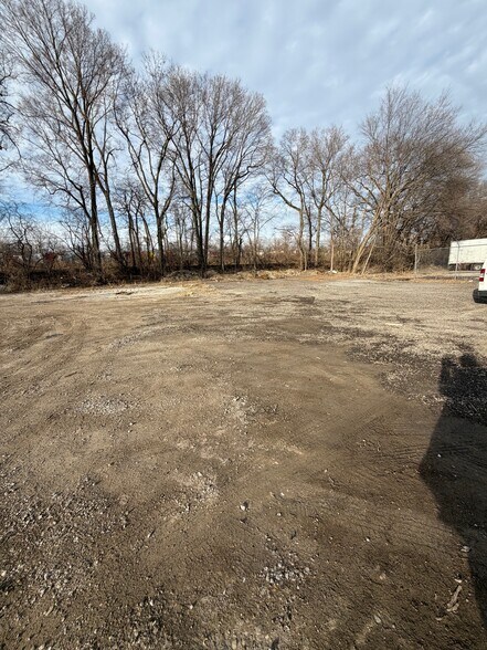 More Photos Of 1225 Channahon Rd, Joliet Warehouse For Lease