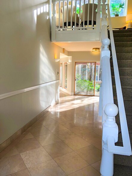 More Photos Of 350 Bon Air, Greenbrae Medical For Lease