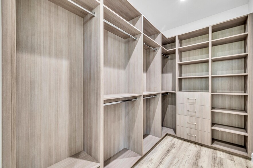 More Photos Of 1233 NE 12th Ave, Fort Lauderdale Apartments For Sale