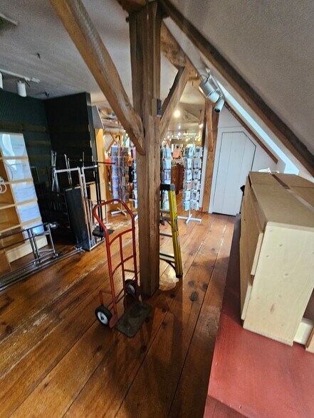 More Photos Of 312 Daniel Webster Hwy, Meredith Hotel For Lease