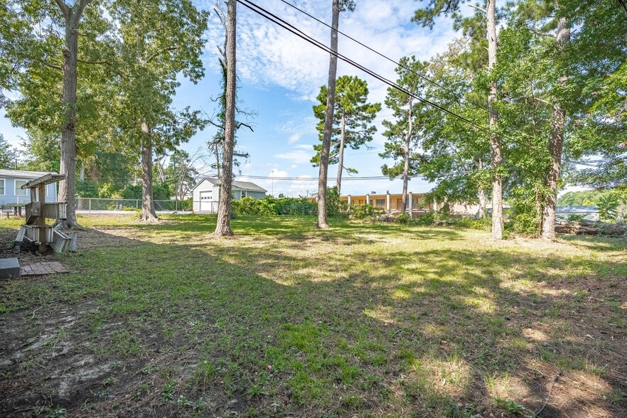 More Photos Of 128 Latonea Dr, Columbia Office Residential For Sale