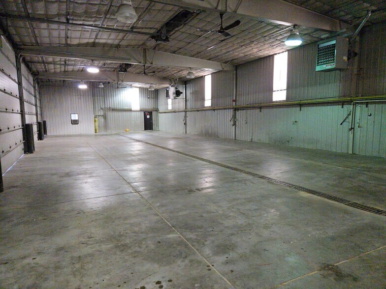 More Photos Of 1906 Airport Court, Great Falls Industrial For Lease