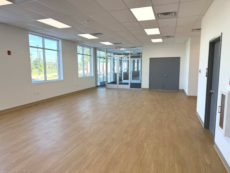 More Photos Of 212 Passaic Avenue, Fairfield Warehouse For Sale