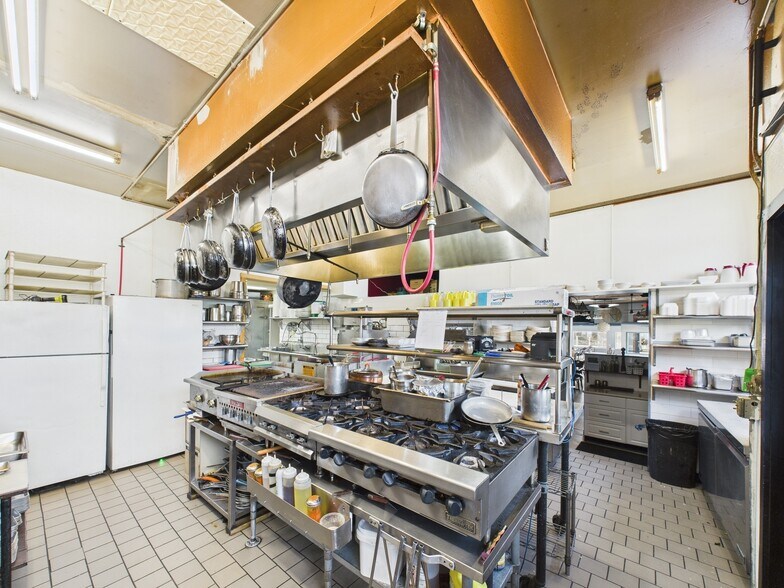 More Photos Of 186-188 N Union St, Olean Storefront Retail Residential For Sale