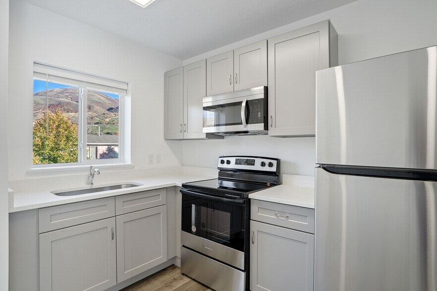 More Photos Of 295 E 800 S, Brigham City Apartments For Sale