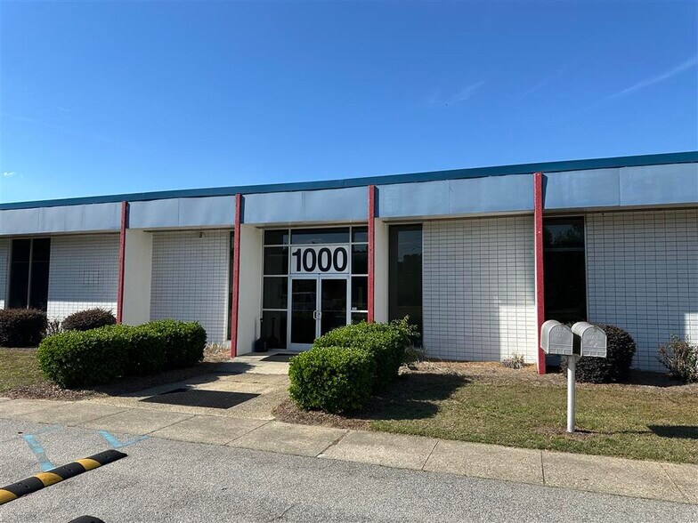 More Photos Of 1000 Bicycle Way, Manning Distribution For Lease