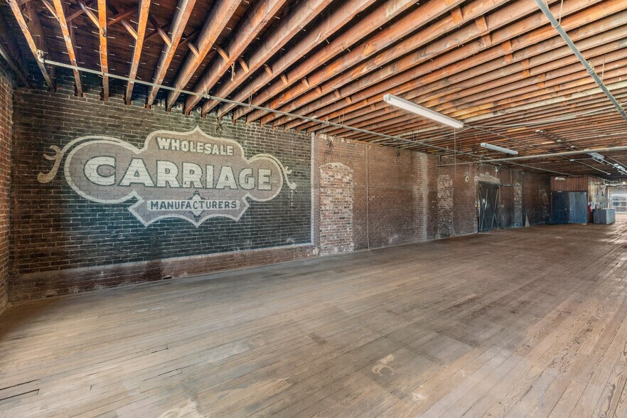 More Photos Of 120 N Elm St, Henderson Storefront Retail Residential For Sale