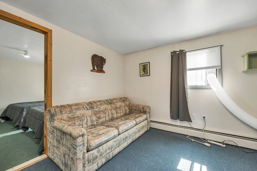 More Photos Of 820 Colebrook Rd, Errol Hotel For Sale