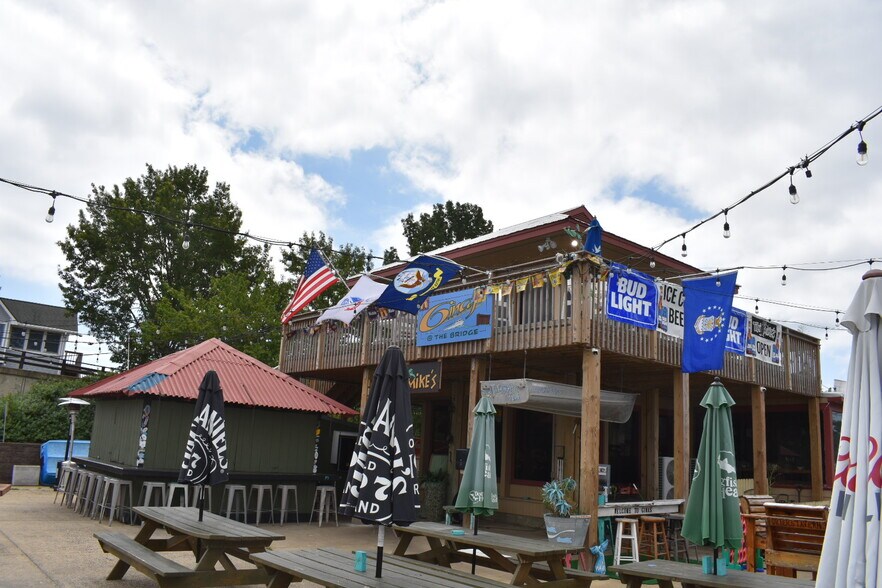 More Photos Of 6136 Tilghman Island Rd, Tilghman Restaurant For Sale