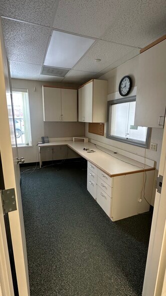 More Photos Of 850 Brainard Rd, Highland Heights Medical For Lease
