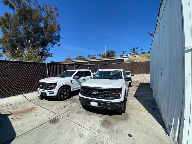 More Photos Of 7620 North Ave, Lemon Grove Service For Lease