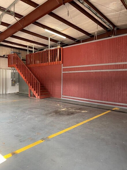 More Photos Of 585 Roman Forest Blvd, New Caney Freestanding For Sale