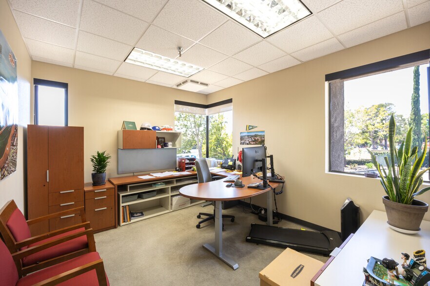More Photos Of 1150 Palm St, San Luis Obispo Office For Sale
