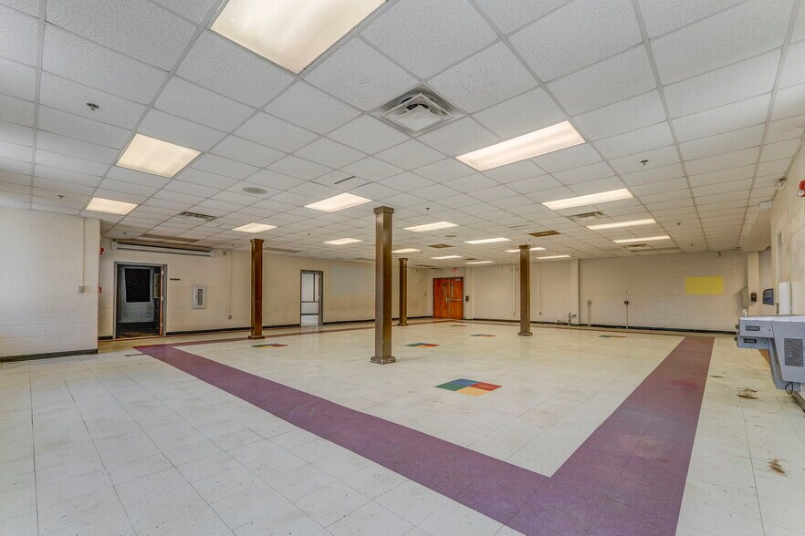 More Photos Of 13 Rome Rd SW, Cave Spring Coworking Space